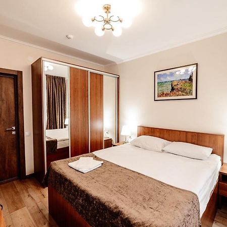 Chagala Hotel Aksai Aksay Bagian luar foto