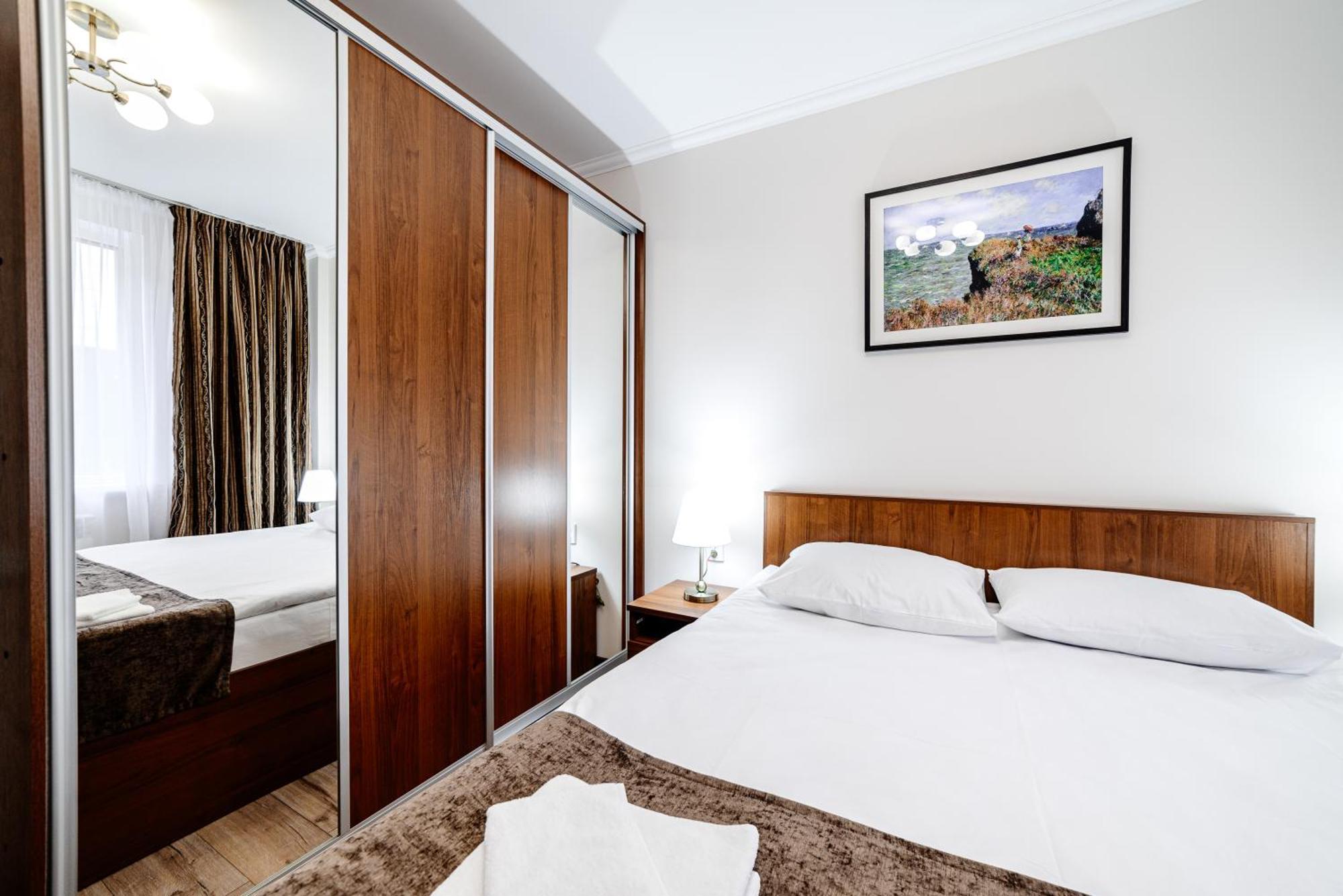 Chagala Hotel Aksai Aksay Bagian luar foto