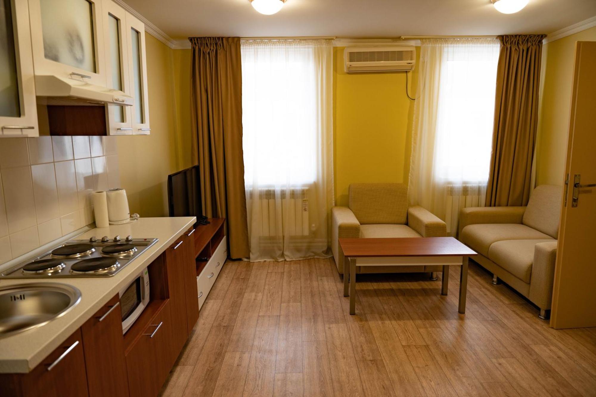 Chagala Hotel Aksai Aksay Bagian luar foto